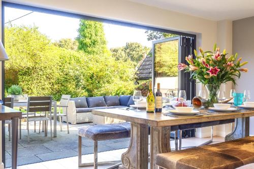 Luxurious resort house near beach Mallards — 4-Star Luxury Hotel in Leiston, United Kingdom