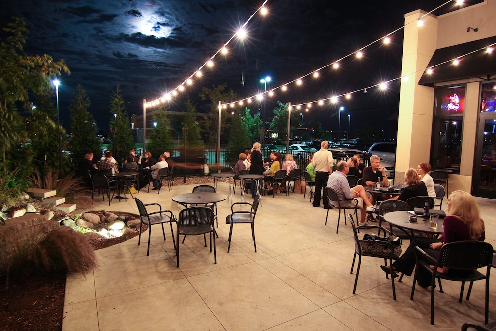 Holiday Inn Bloomington Airport by IHG - photo 48