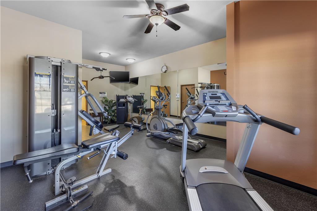 Best Western North Edge Inn - photo 10