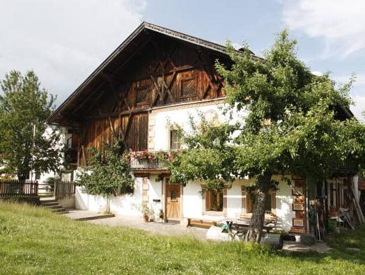 Tuschnhof — 4-Star Luxury Hotel in Rinn, Austria