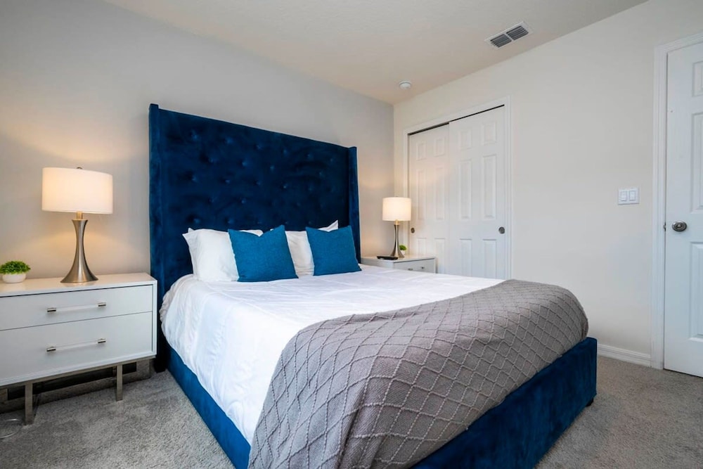 Splendid 5Bd w Pool at Solara Resort 2154 - photo 36