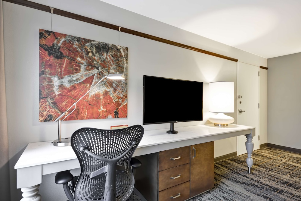 Hilton Garden Inn Austin Round Rock - photo 17