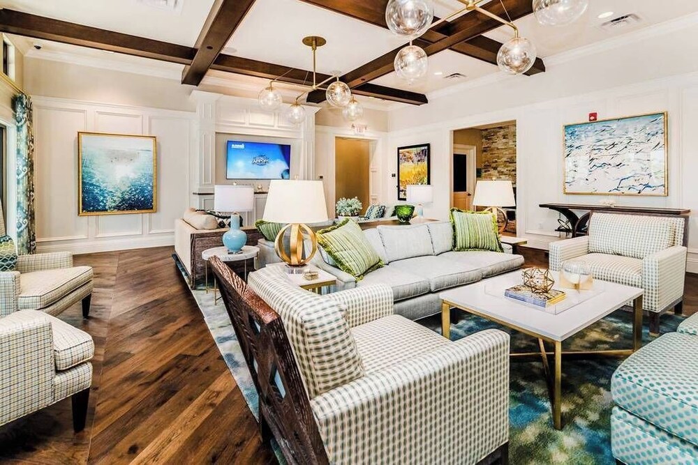 Chic Resort Villa: Themed Rooms Pool & Game Room - photo 30