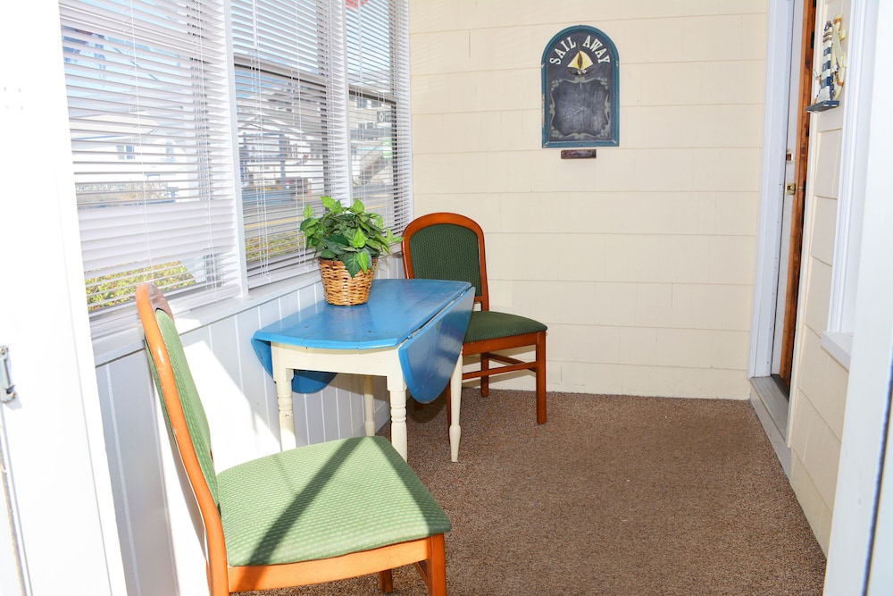 Little Miss Cottages - photo 13
