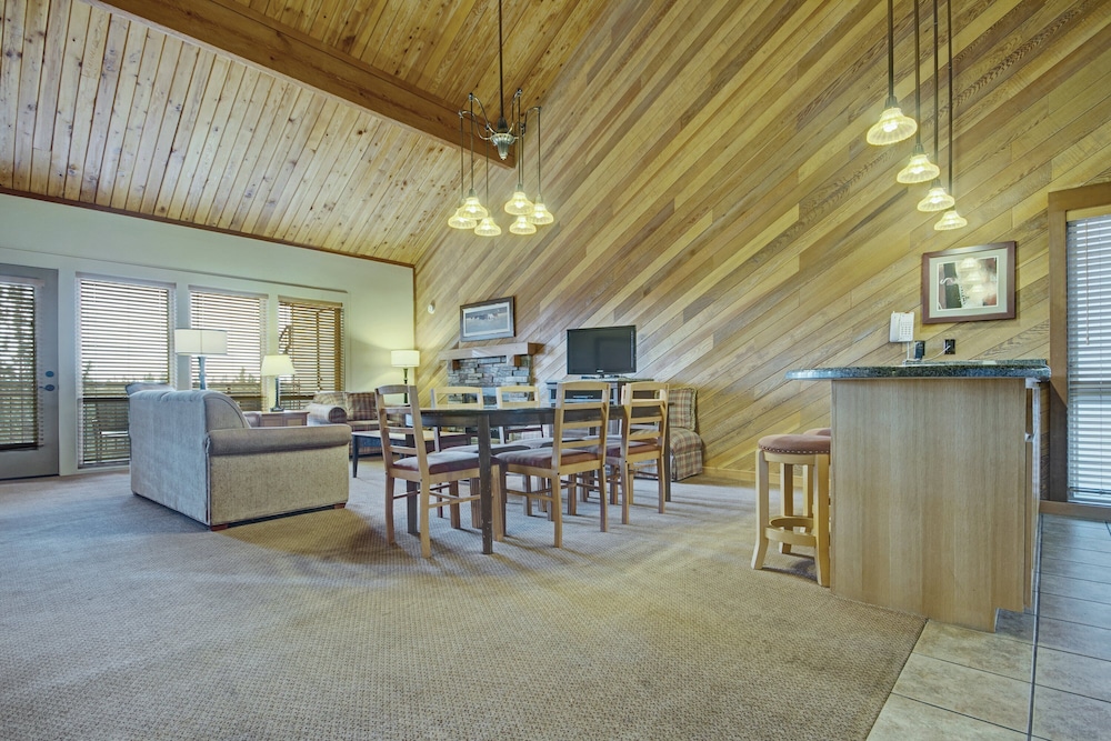 Seventh Mountain Resort - photo 39