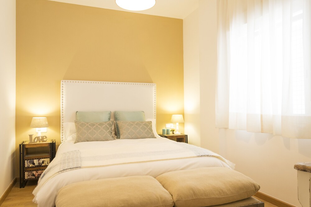 Living4Malaga Boutique Apartments — 4-Star Luxury Hotel in Malaga, Spain