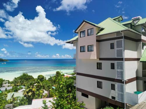 Jolie View Self Catering Apartments — 4-Star Luxury Hotel in Victoria, Seychelles