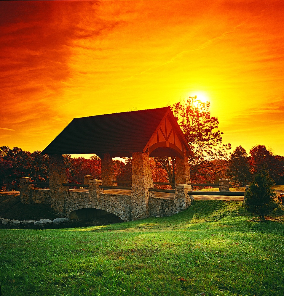 StoneBridge Resort - last minute hotel in Branson