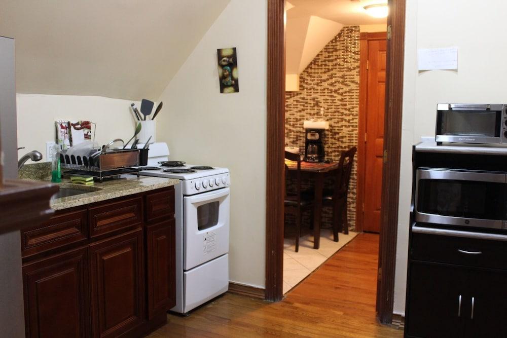 East 42nd Mansion - photo 7