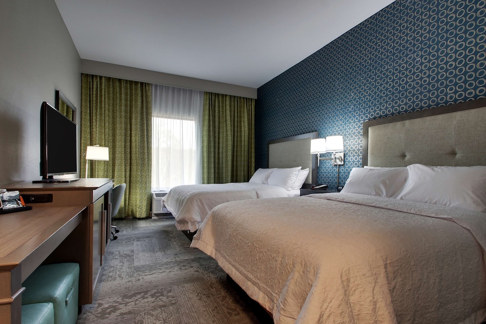 Hampton Inn & Suites Knightdale Raleigh - photo 16