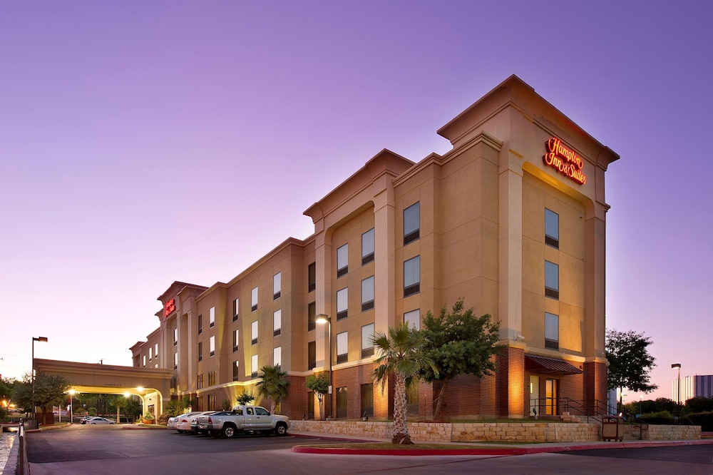Hampton Inn & Suites San Antonio Airport - featured photo
