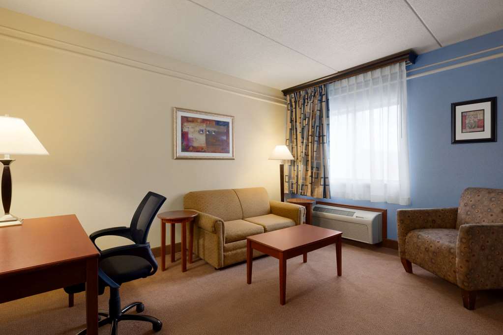 Ramada Inn By Wyndham Doublewood Fargo - photo 14