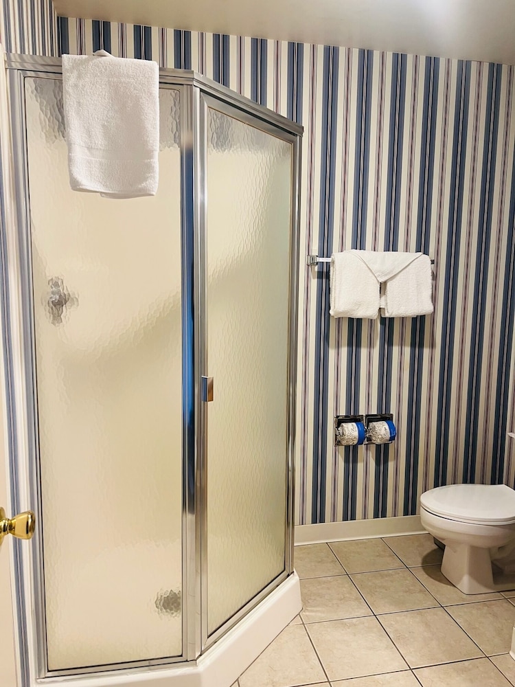 America's Best Value Inn Sandpoint - photo 35
