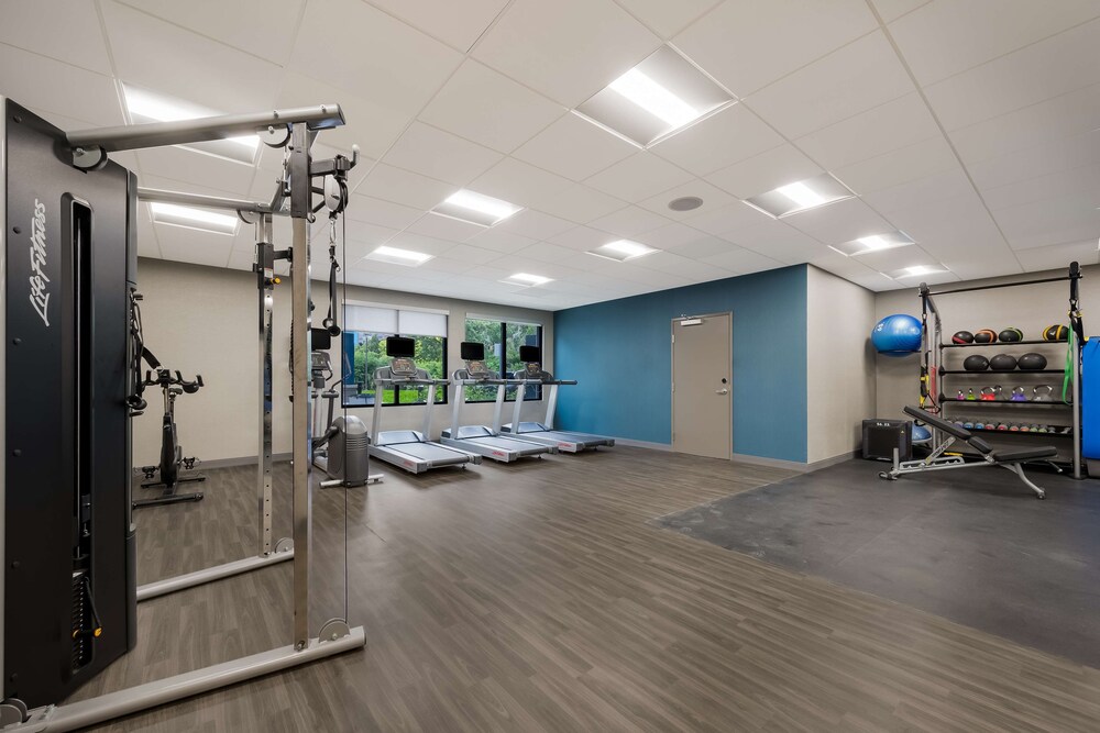 Hampton Inn Detroit Southfield - photo 35