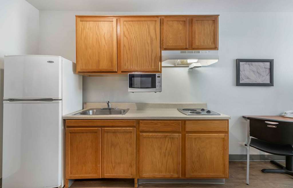 WoodSpring Suites Austin Northwest - photo 16
