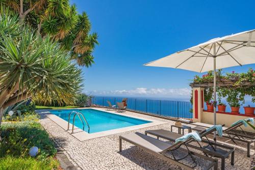 Magnificent Funchal Villa Quinta D'alegria 4 Bedrooms Panoramic Sea View — 4-Star Luxury Hotel in Funchal, Portugal
