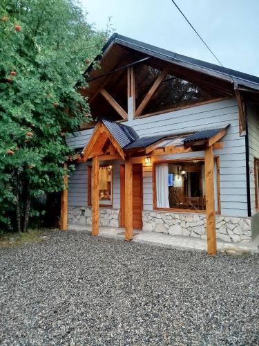 Cabaña La Marieta in Villa La Angostura, Argentina