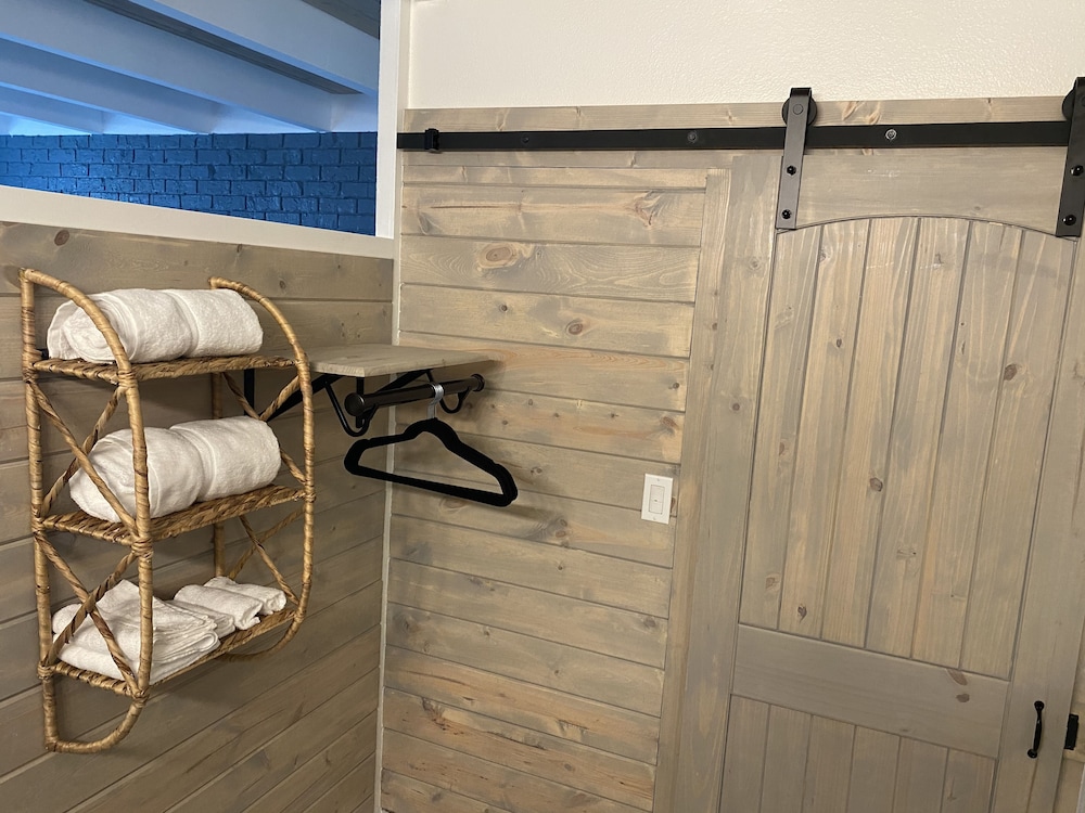 Gulf Coast Inn - photo 39
