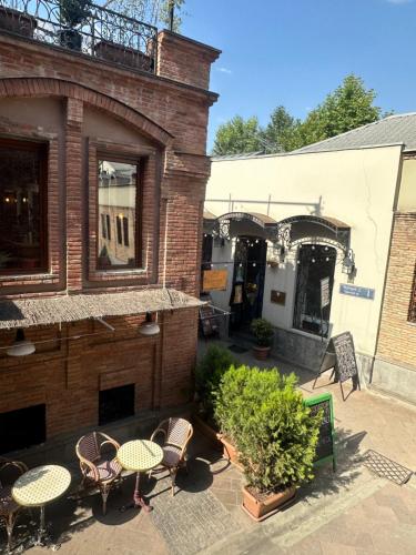 House near Gabriadze teatre