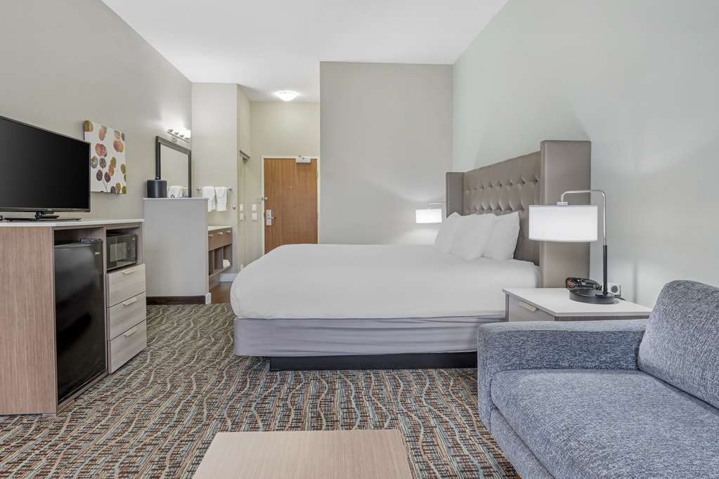 Best Western Plus Peppertree Inn At Omak - photo 9