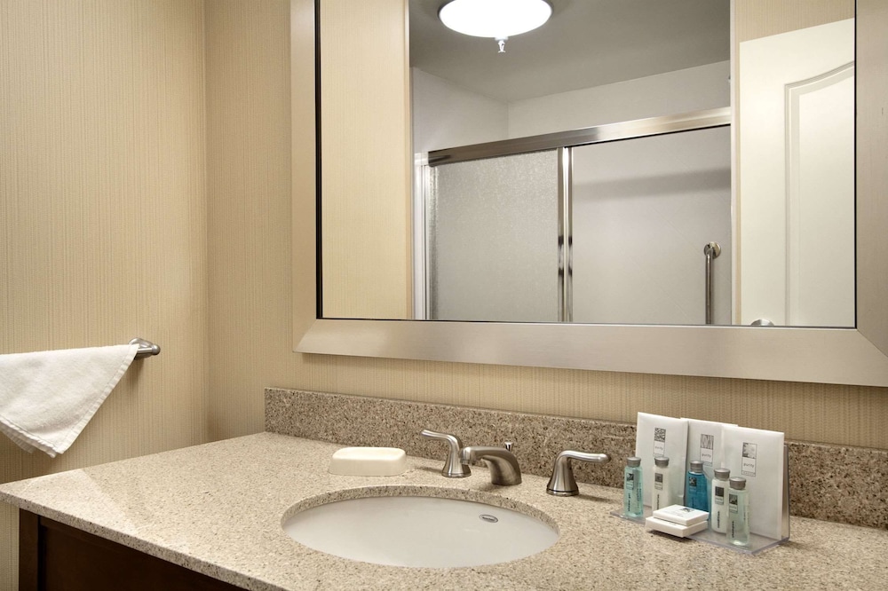 Hampton Inn & Suites Charles Town - photo 14