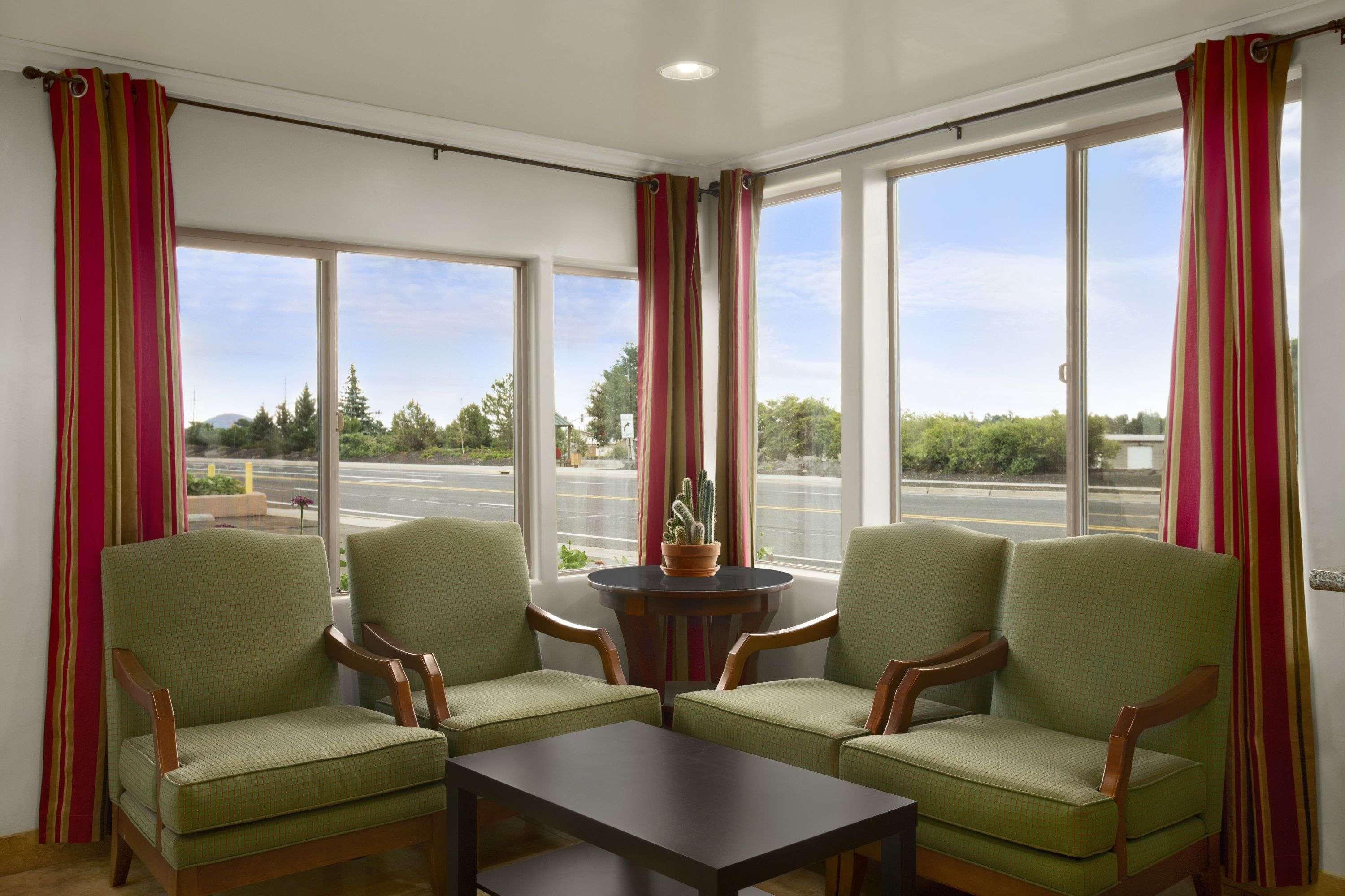 Travelodge by Wyndham Flagstaff Near I 40 - photo 11