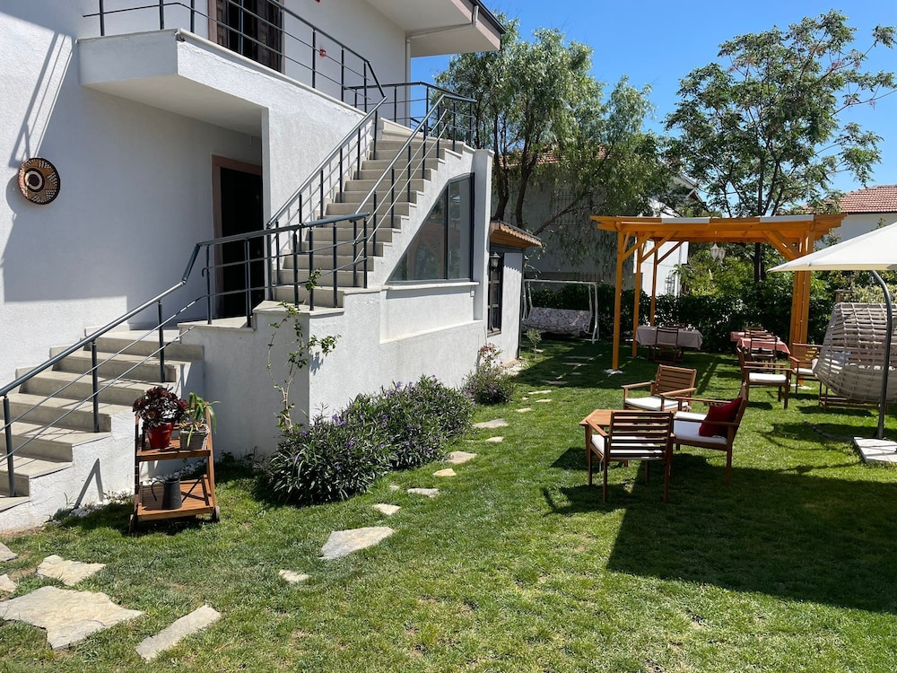 North by Cunda - carbon neutral hotel in Ayvalik