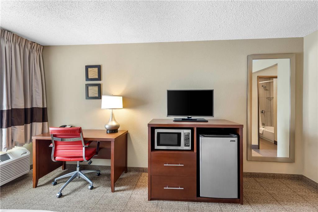 Comfort Inn Mayfield Heights Cleveland East - photo 13