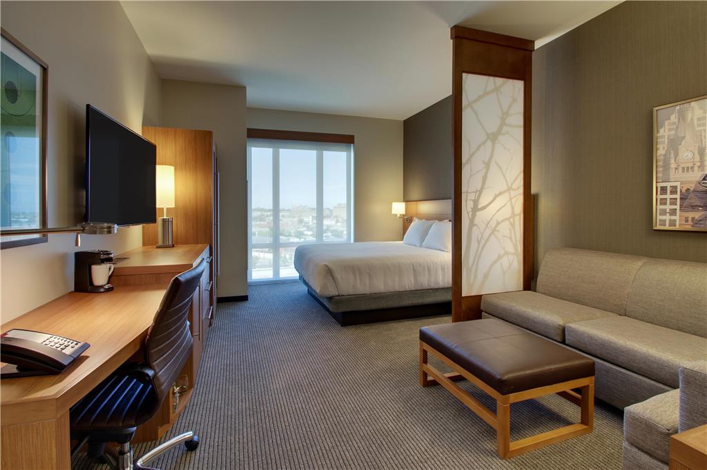 Hyatt Place Milwaukee Downtown - photo 24
