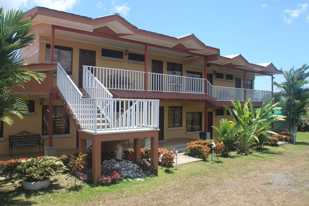 Hotel Sueños del Volcan — hotel in La Fortuna
