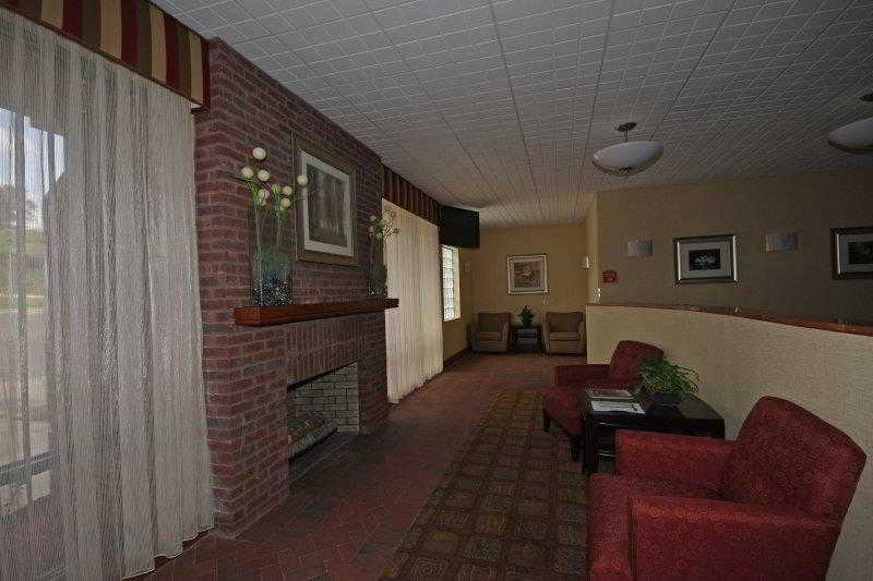 Super 8 by Wyndham Natchez - photo 22