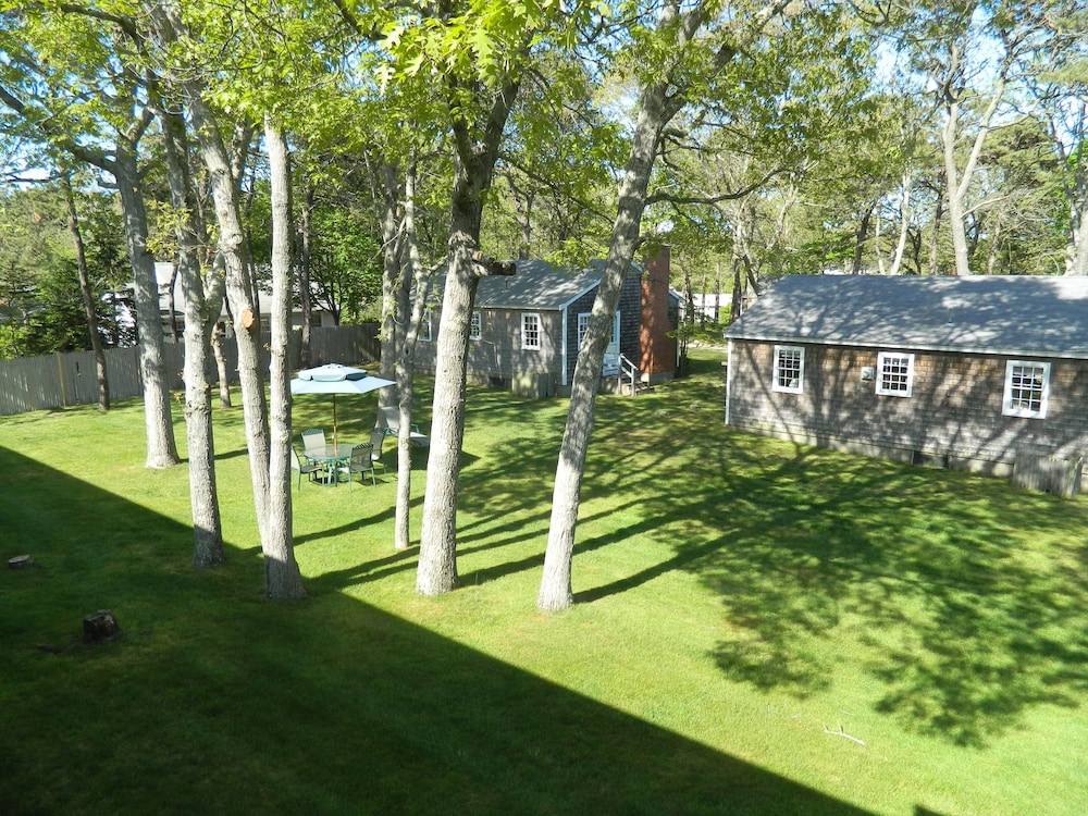 Colonial Village - photo 23