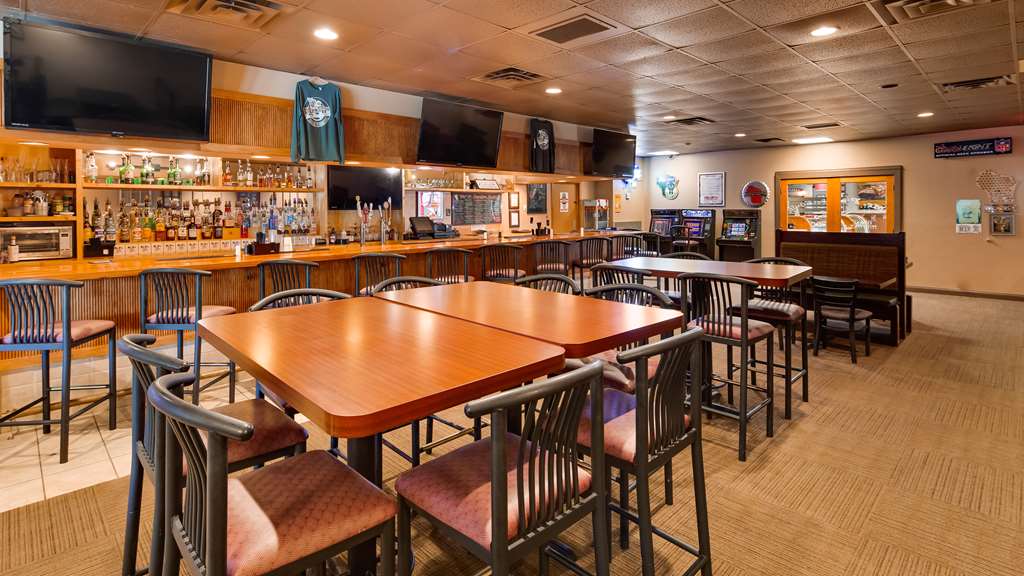 Best Western Tomah Hotel - photo 32