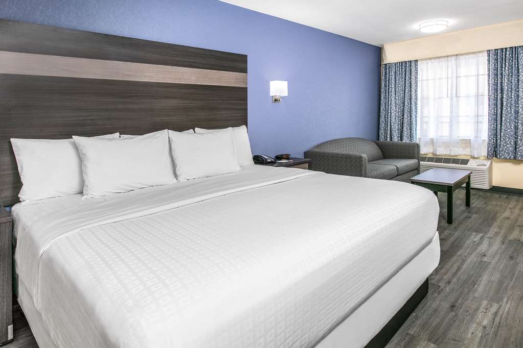 Days Inn by Wyndham Waco Near Downtown University - photo 24