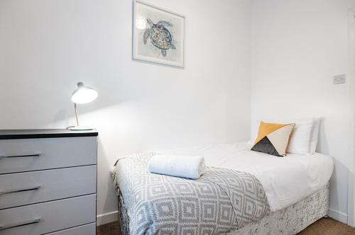 Perfect location Jersey Lodge — 4-Star Luxury Hotel in Swansea, United Kingdom