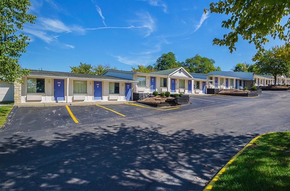 Motel 6 Bloomington Indiana - photo 29