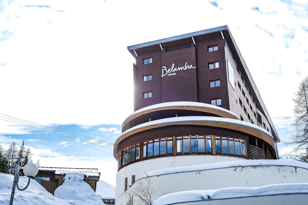 Hotel La Plagne Le Terra Nova Winter - carbon neutral hotel in Saint Marcel