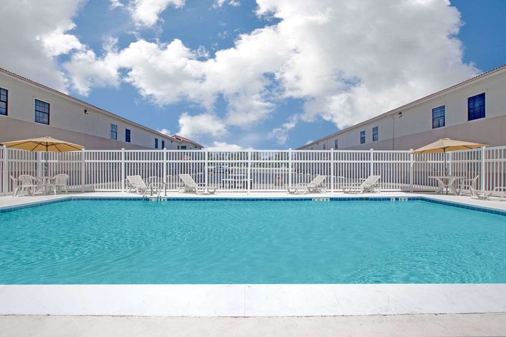 Days Inn by Wyndham Casper - photo 9