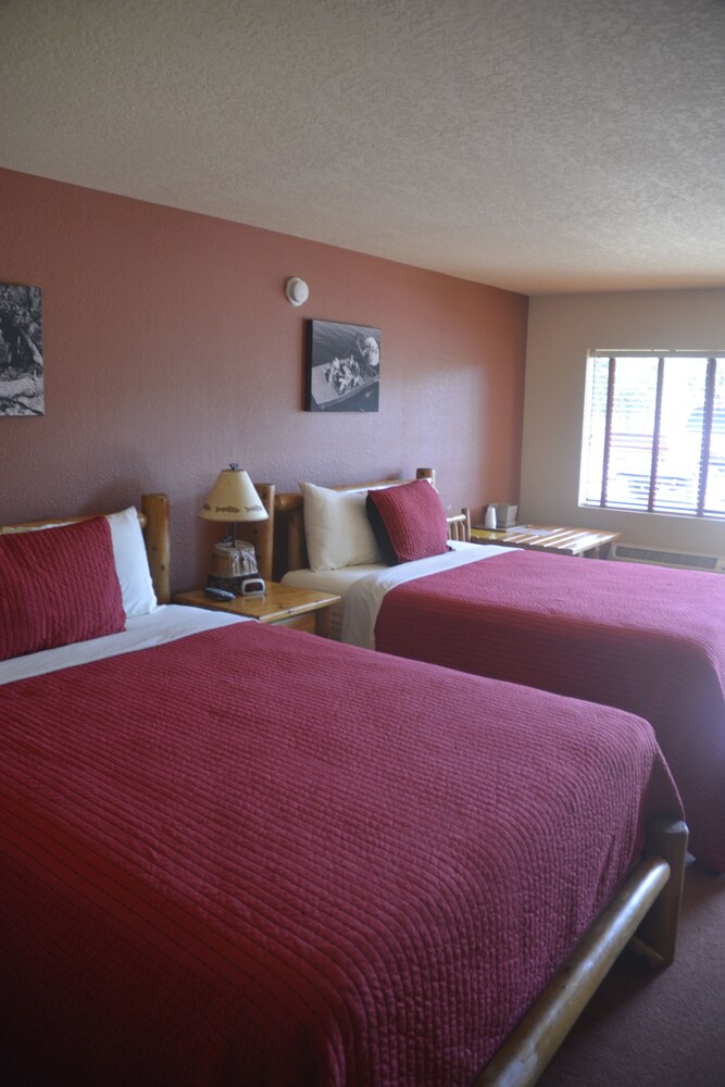 Camp Mack Lodge Marina & RV Resort - photo 17