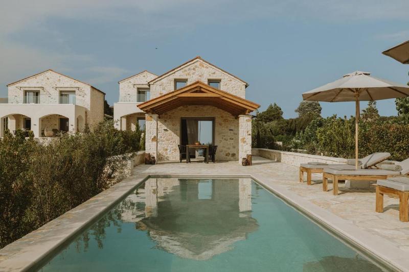 Nama Seaside Villas — 4-Star Luxury Hotel in Preveza, Greece