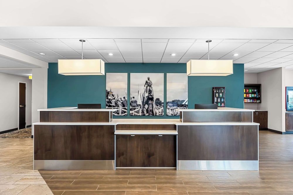 Best Western Plus Bolivar Hotel & Suites - photo 3