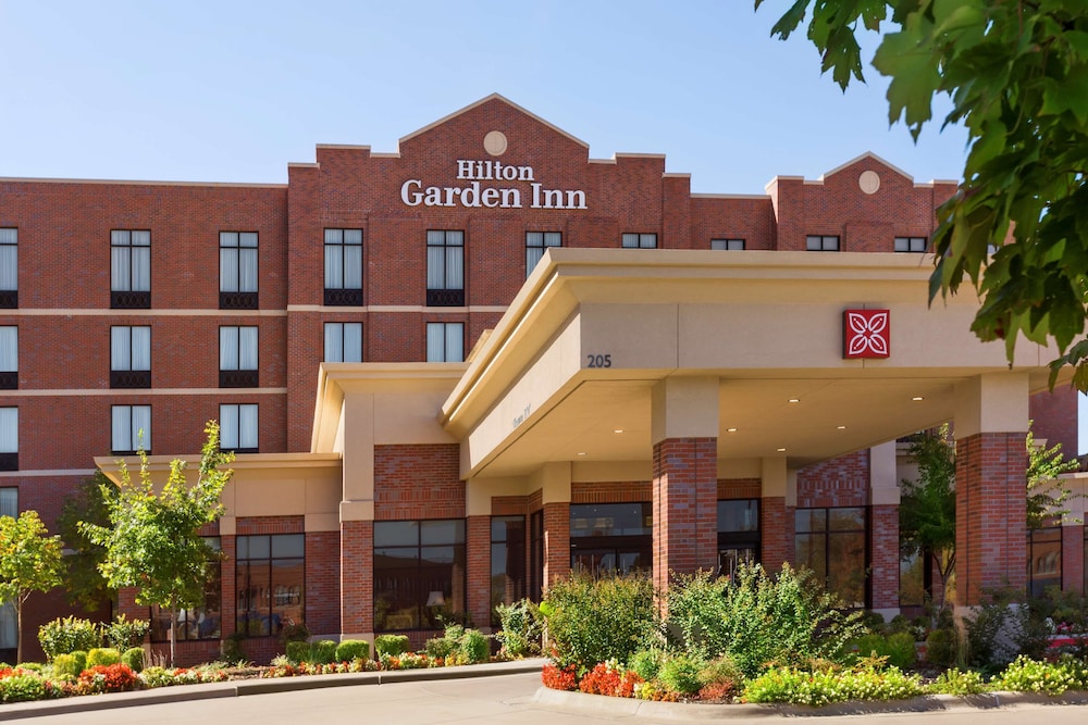 Hilton Garden Inn Bartlesville - photo 25
