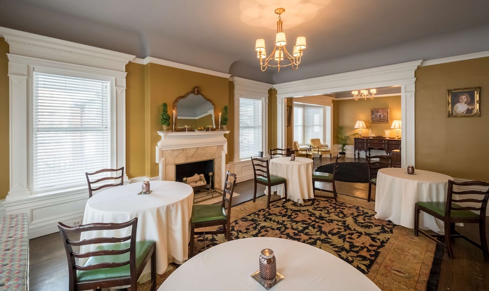 The Strathallan Rochester Hotel & Spa DoubleTree by Hilton - photo 62