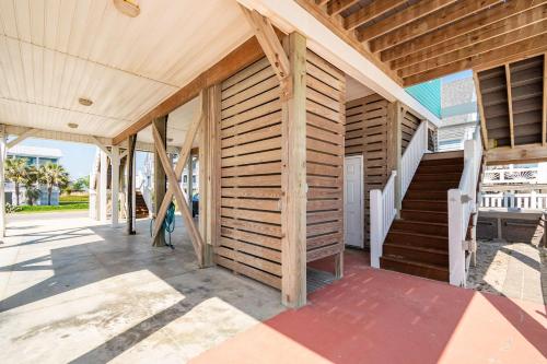 The Salty Dog by Oak Island Accommodations - photo 32