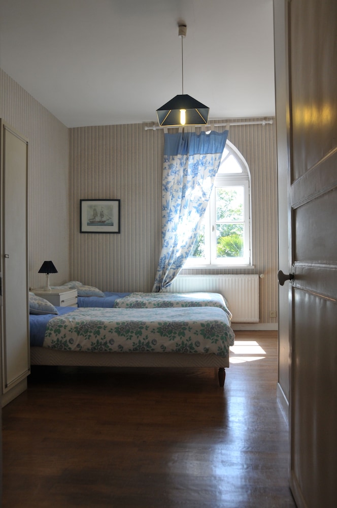Chambres d’hôtes du Manoir de Blanche Roche — Saint-Jouan-Des-Guerets — photo 3