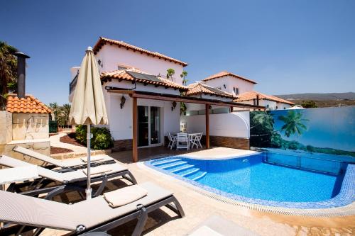 Villa Chayofa Sunrises — 4-Star Luxury Hotel in Arona, Spain