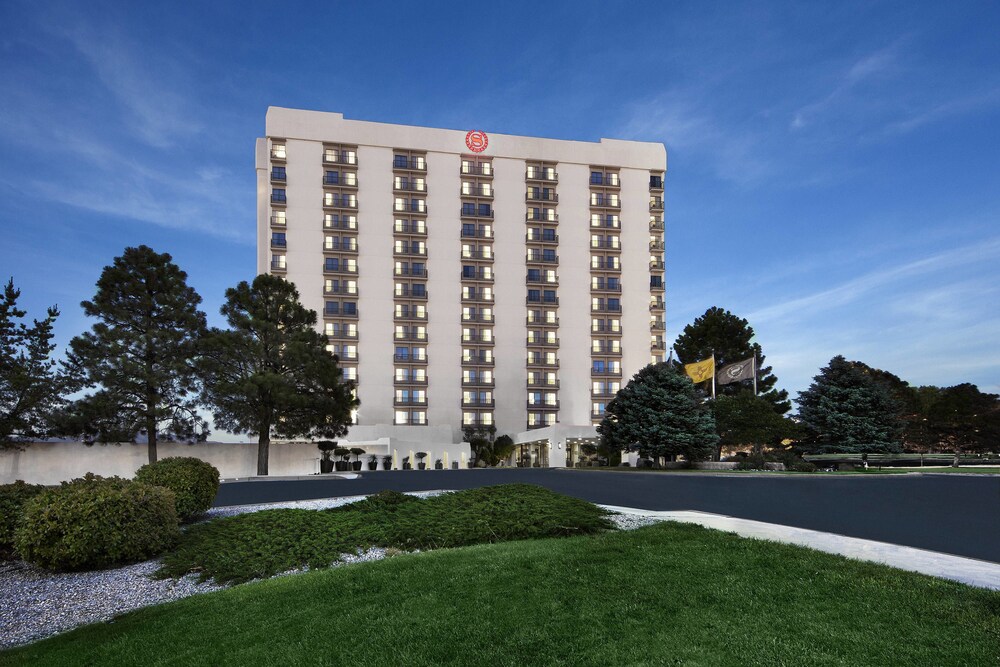 Sheraton Albuquerque Airport Hotel - photo 33
