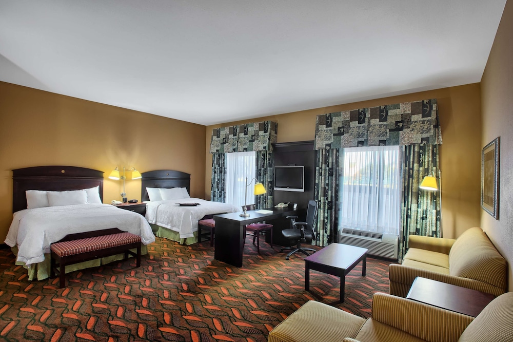 Hampton Inn & Suites Houston Rosenberg - photo 29