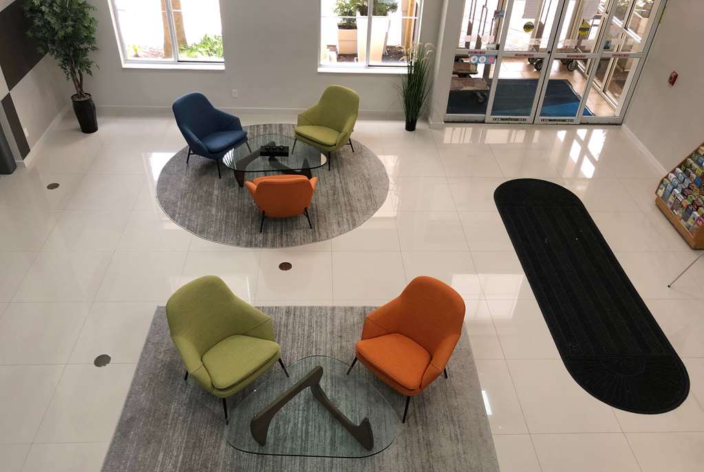 hom hotel suites Trademark Collection by Wyndham - photo 2
