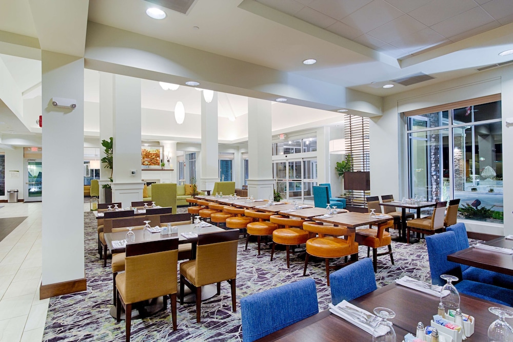 Hilton Garden Inn Salina - photo 32